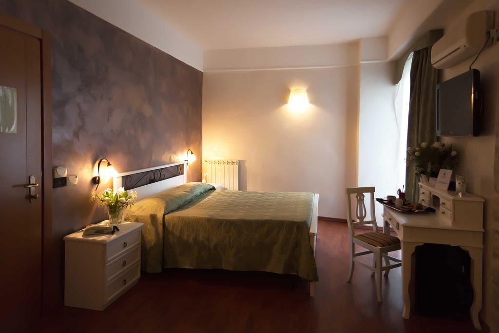 Park Hotel 라티나 외부 사진