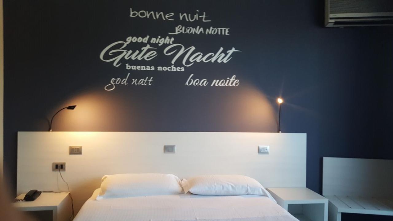 Park Hotel 라티나 외부 사진
