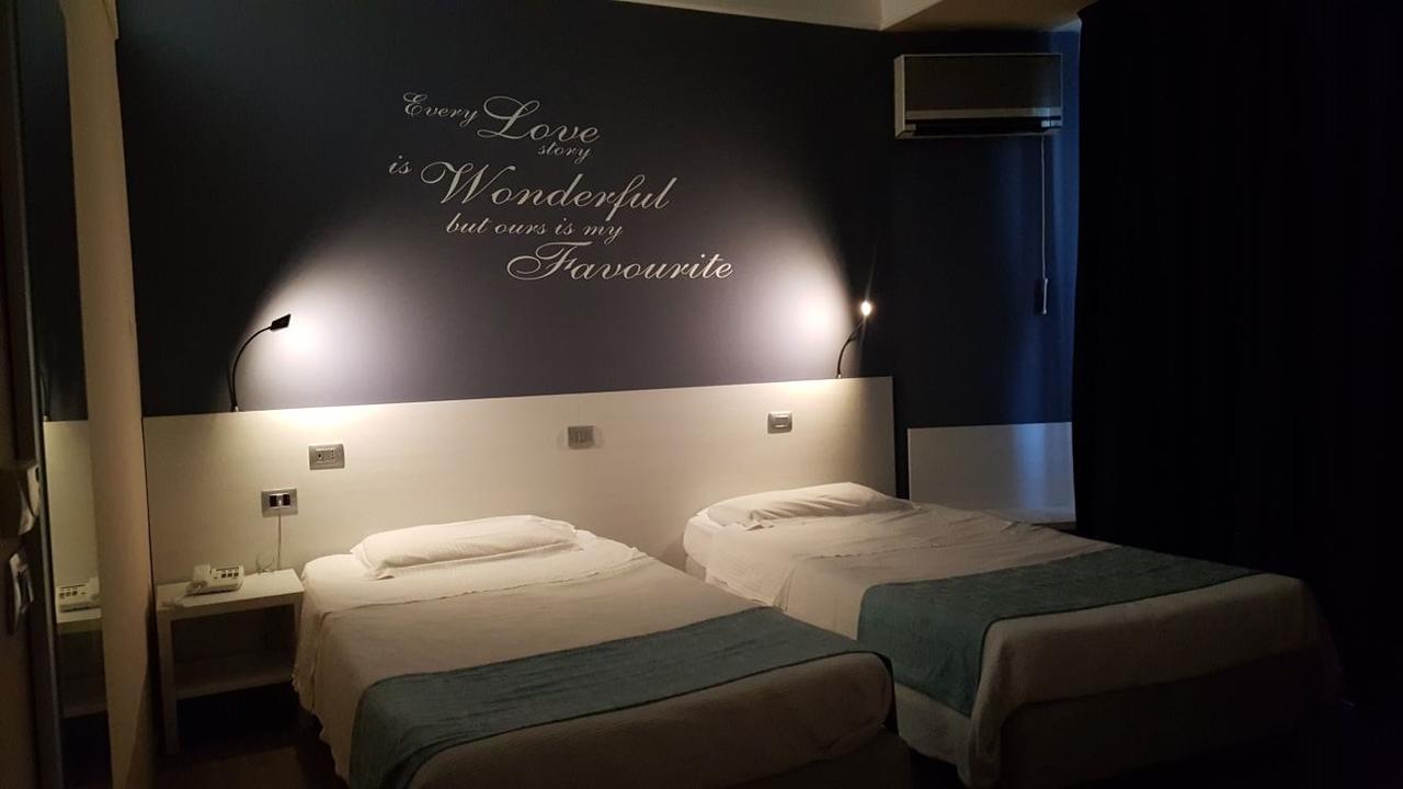 Park Hotel 라티나 외부 사진