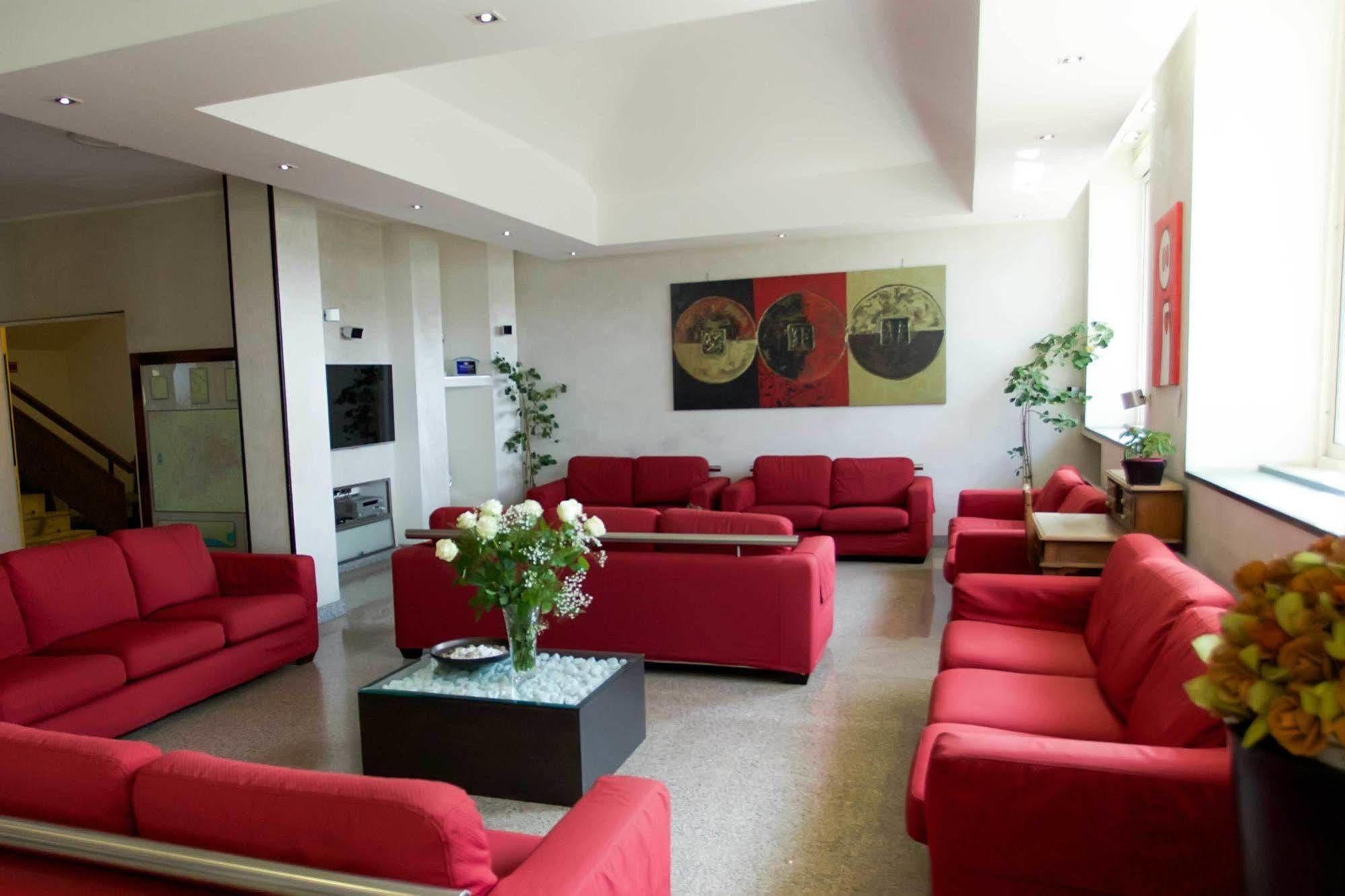 Park Hotel 라티나 외부 사진